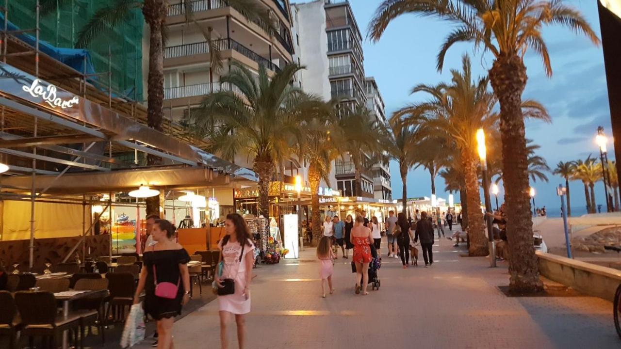 Apartment Center Salou Near Port Aventura Dış mekan fotoğraf