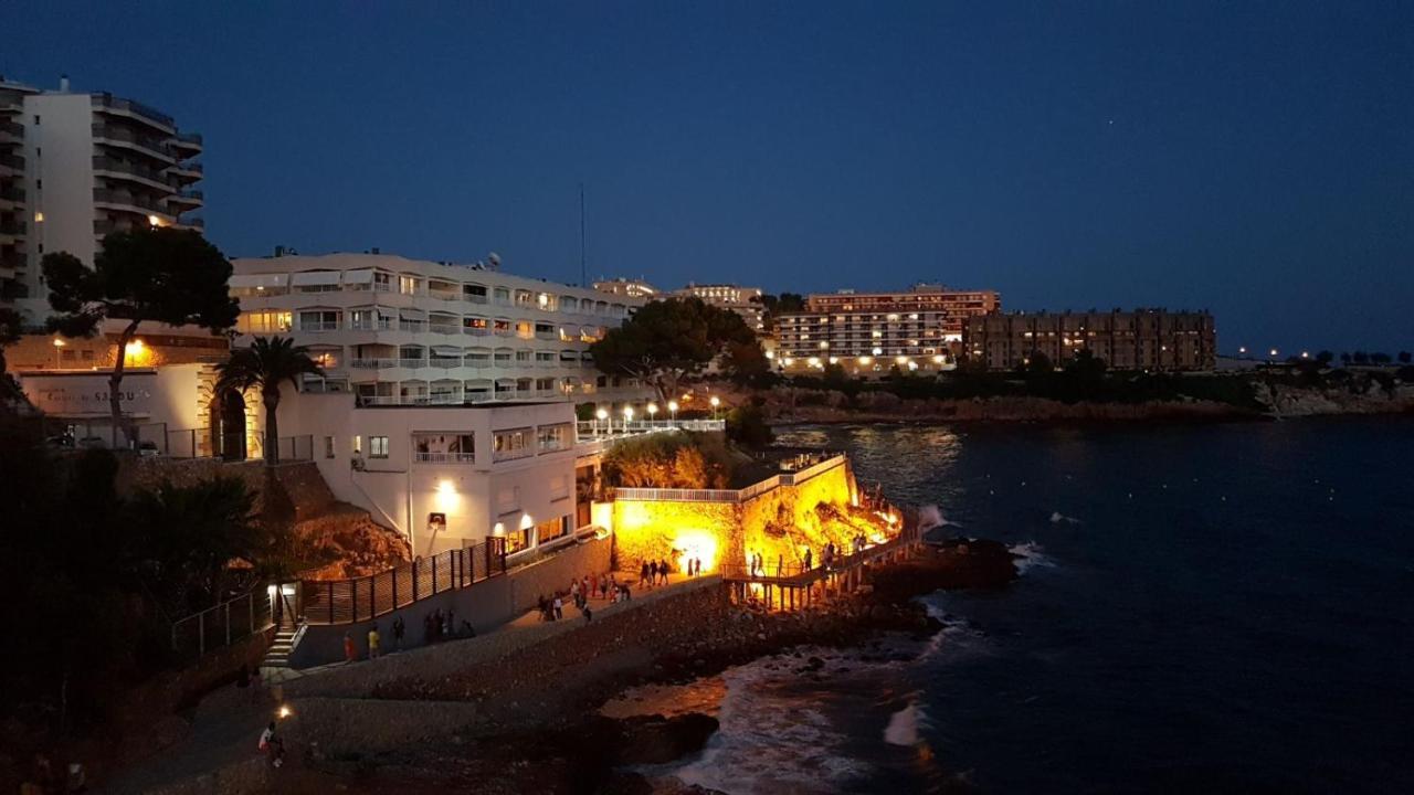 Apartment Center Salou Near Port Aventura Dış mekan fotoğraf