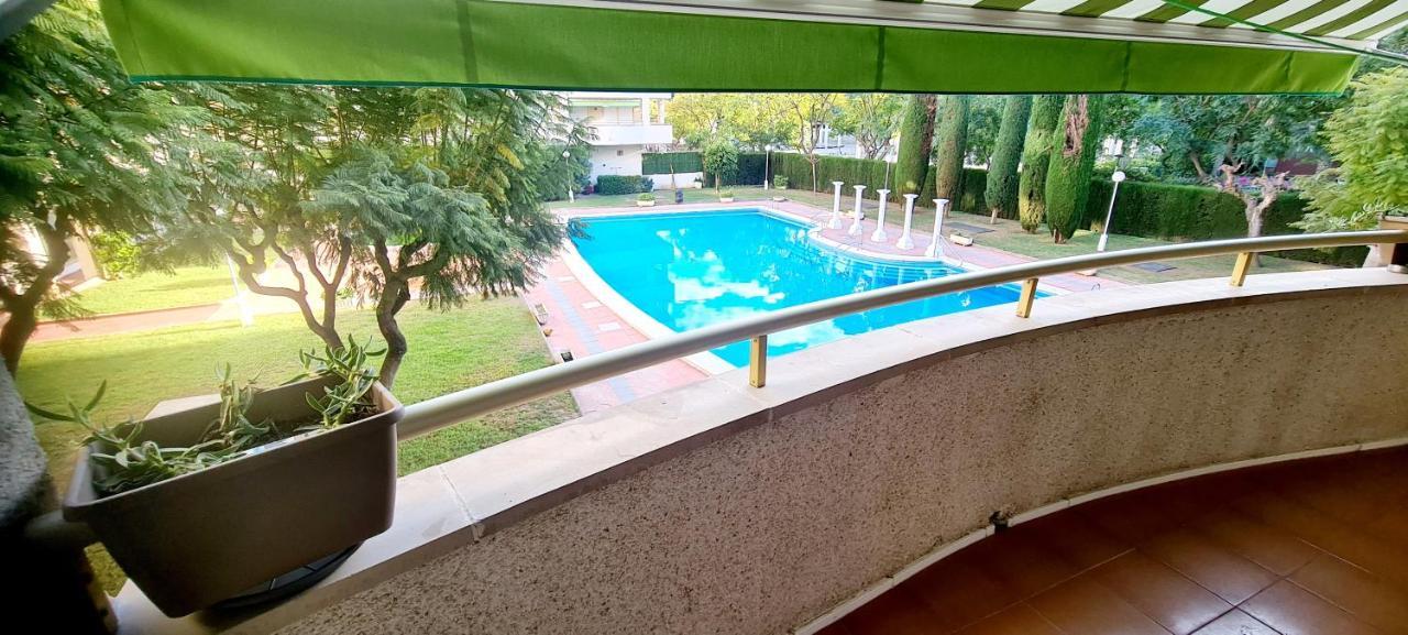 Apartment Center Salou Near Port Aventura Dış mekan fotoğraf
