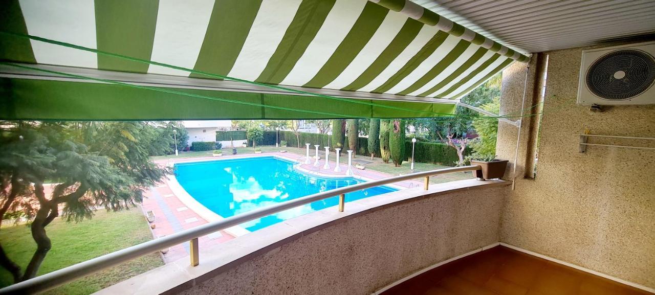 Apartment Center Salou Near Port Aventura Dış mekan fotoğraf